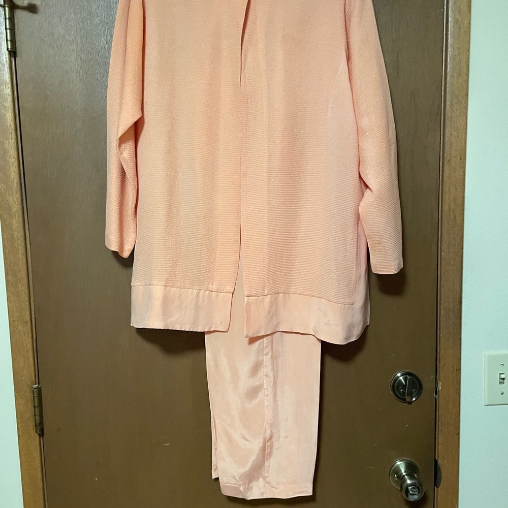 Beautiful Silk pant suit!